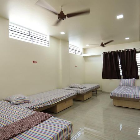 Hotel Pride Executive Solapur Extérieur photo